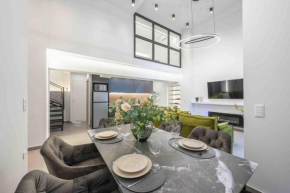 Stylish Loft In Athens